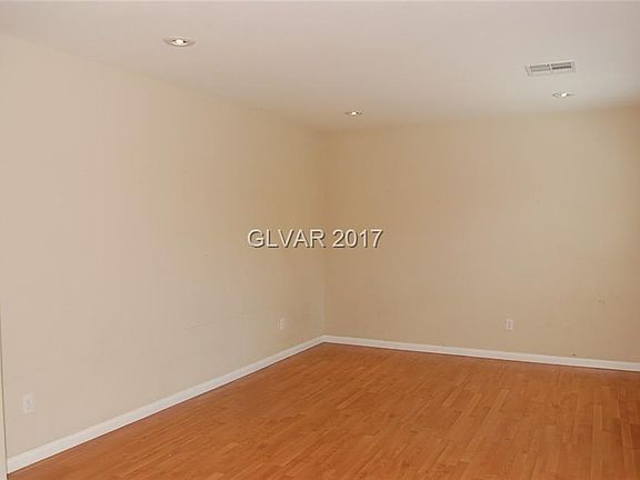5th image of 2421 Mountain Rail Dr
