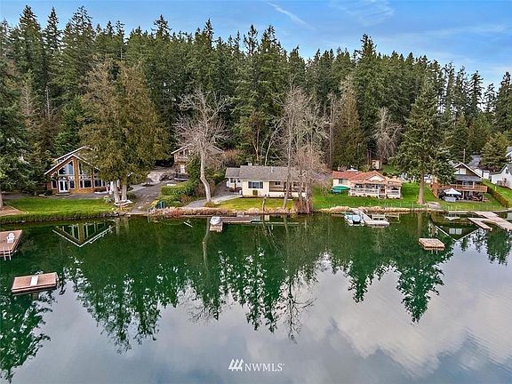 4th image of 11516 Clear Lake North Rd E