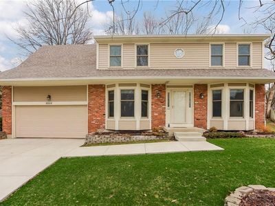 8004 Constance St, Lenexa, KS, 66215