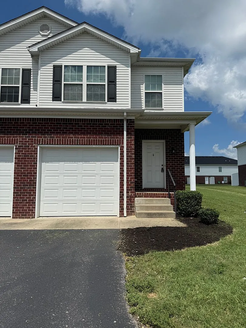 243 Moss View Street — Photo 1