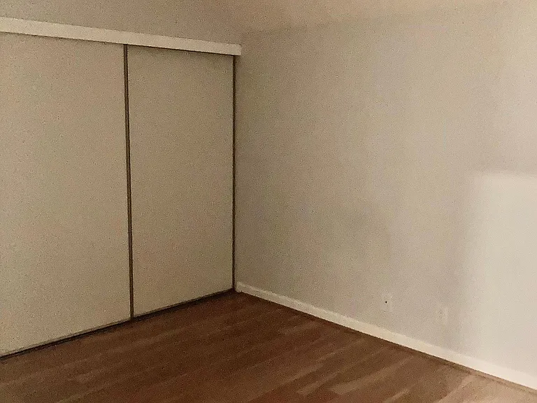 1900 Stratton Cir — Photo 21