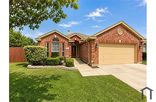 5601 Lawnsberry Dr Photo 1
