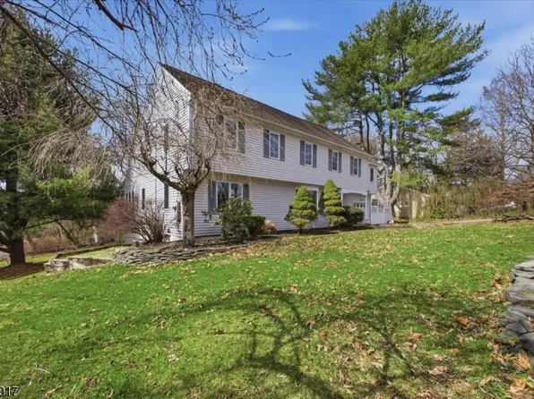 23 Lingert Ave, Clinton Town, NJ 08809