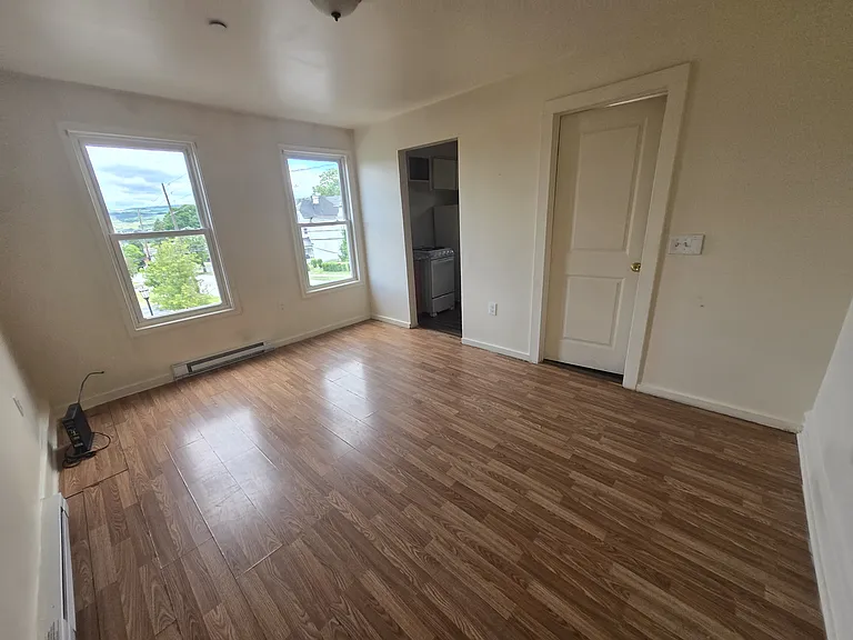 446 Quincy Ave #4 — Photo 15