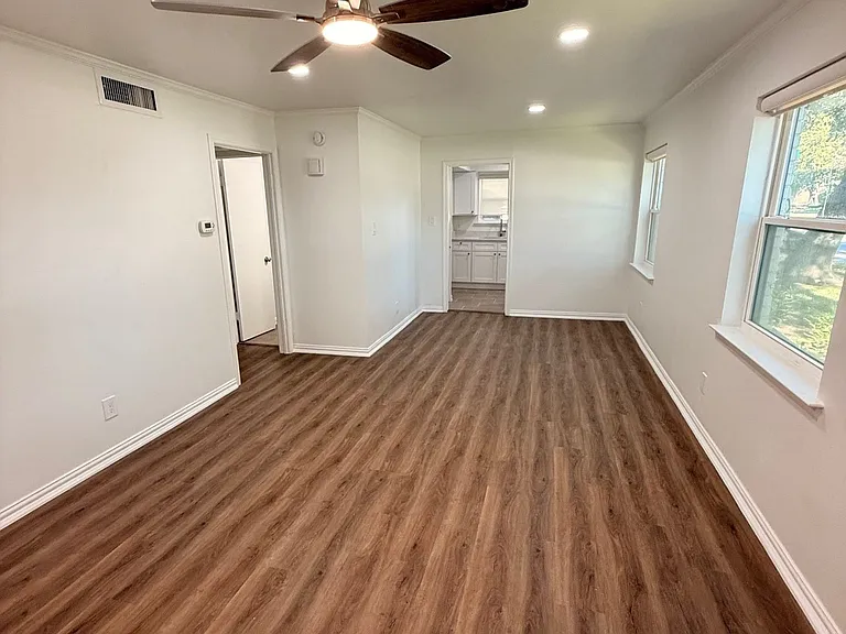 3933 Inwood Rd #1023 — Photo 11