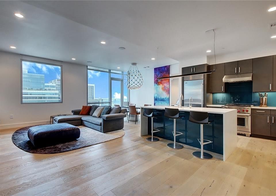 1st image of 222 West Ave Unit 2913