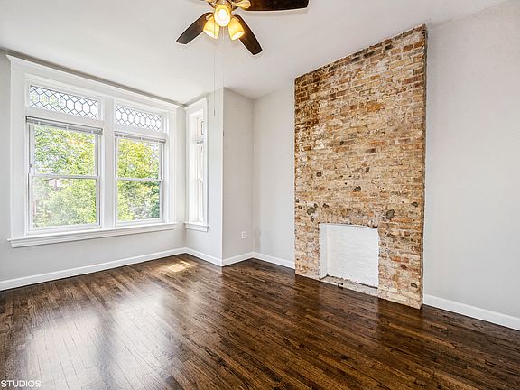 2nd image of 2528 N Burling St APT 3F