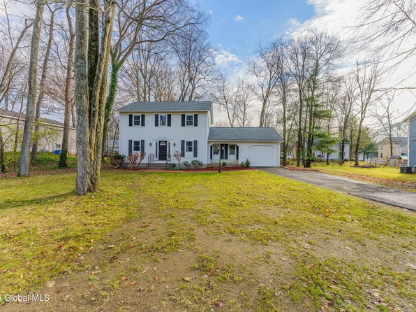 766 Downing Street, Niskayuna, NY 12309