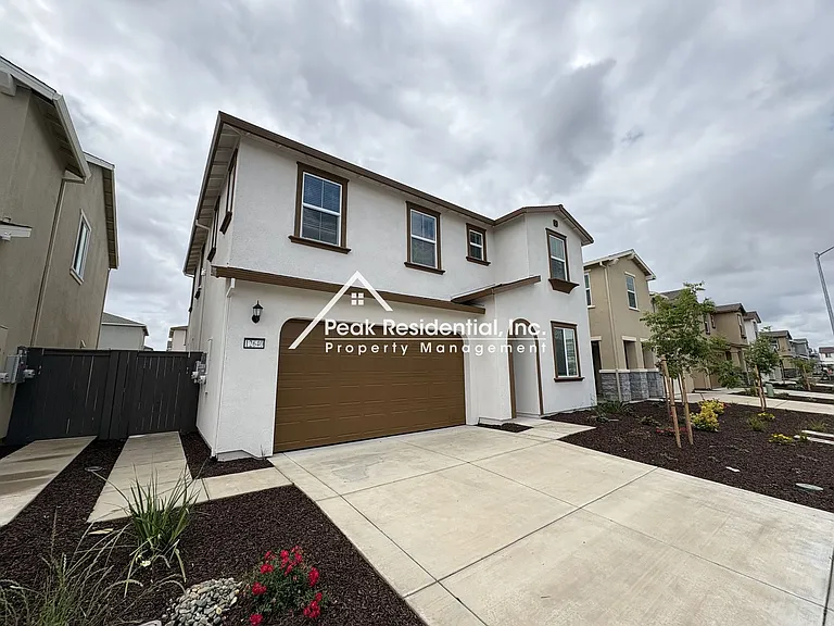 12640 Hereford Ave — Photo 3