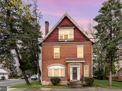 802 N Pitt St, Carlisle, PA, 17013