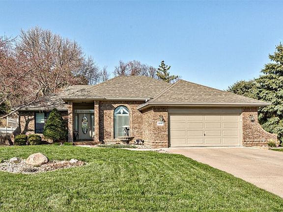 2nd image of 1704 Timber Ln