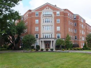 13800 Fairhill Rd APT 212, Shaker Heights, OH 44120