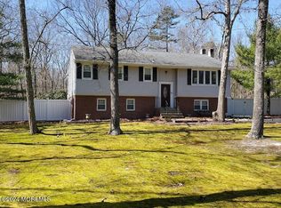 214 Oak Ln, Tabernacle, NJ 08088