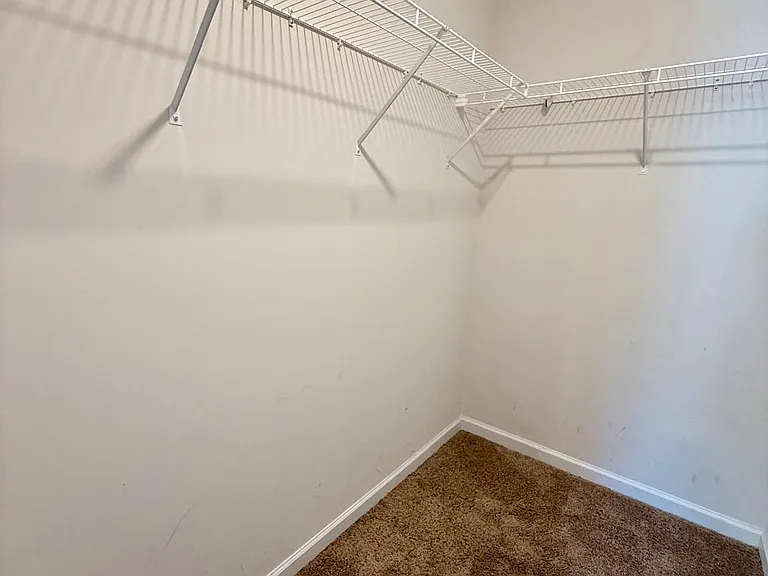 13023 Newburgh Green Dr — Photo 25