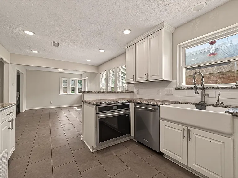 14507 Ravenhurst Ln — Photo 18