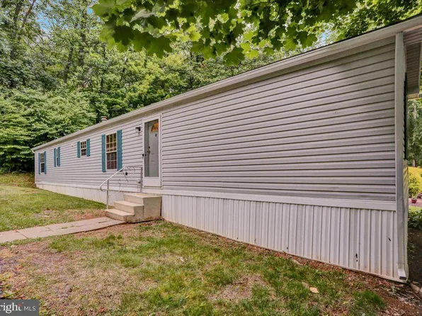 240 Spies Church Rd, Reading, PA 19606