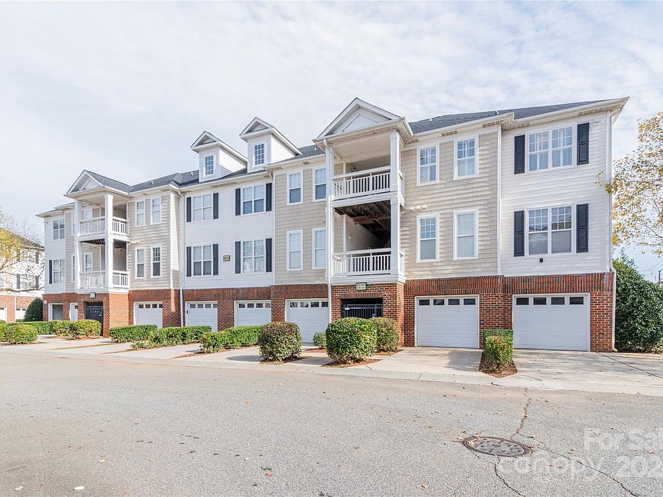 1st image of 6227 Creek Park Dr