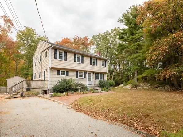 453 Randolph St, Weymouth, MA 02190