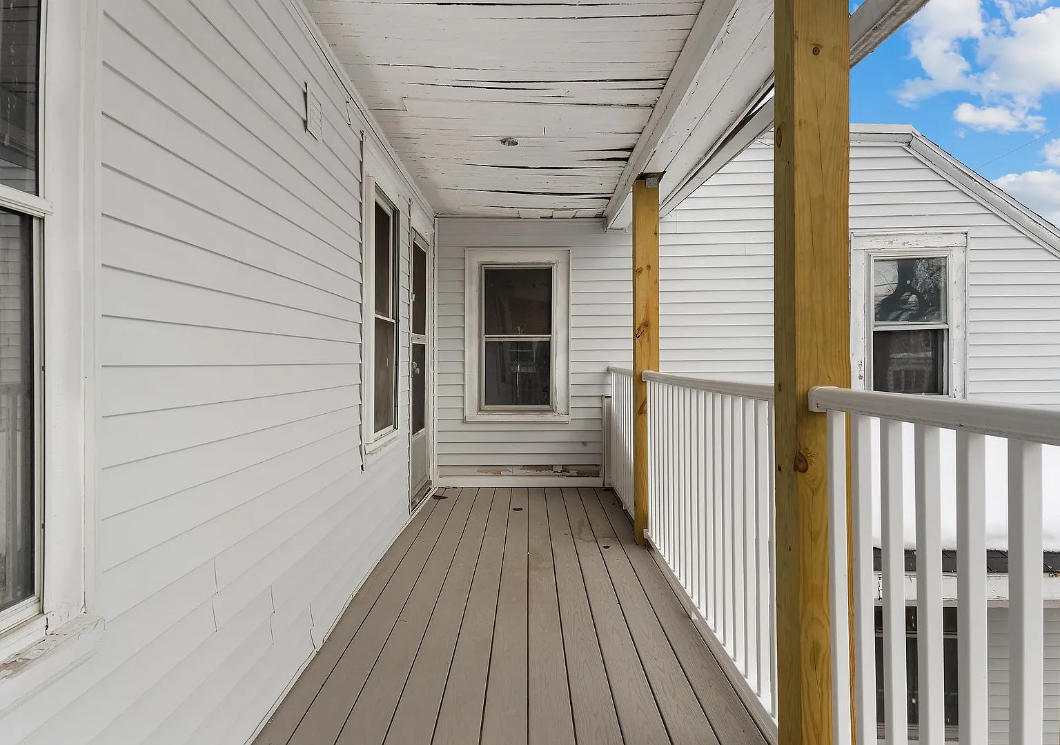 38 New York St — Photo 3
