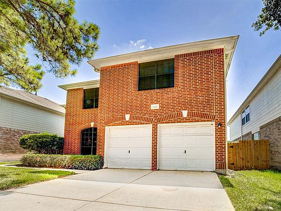 2nd image of 10118 Bayou Manor Ln