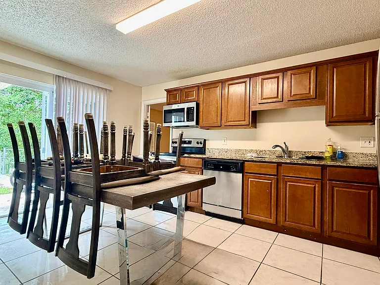 5913 Corson Pl — Photo 14