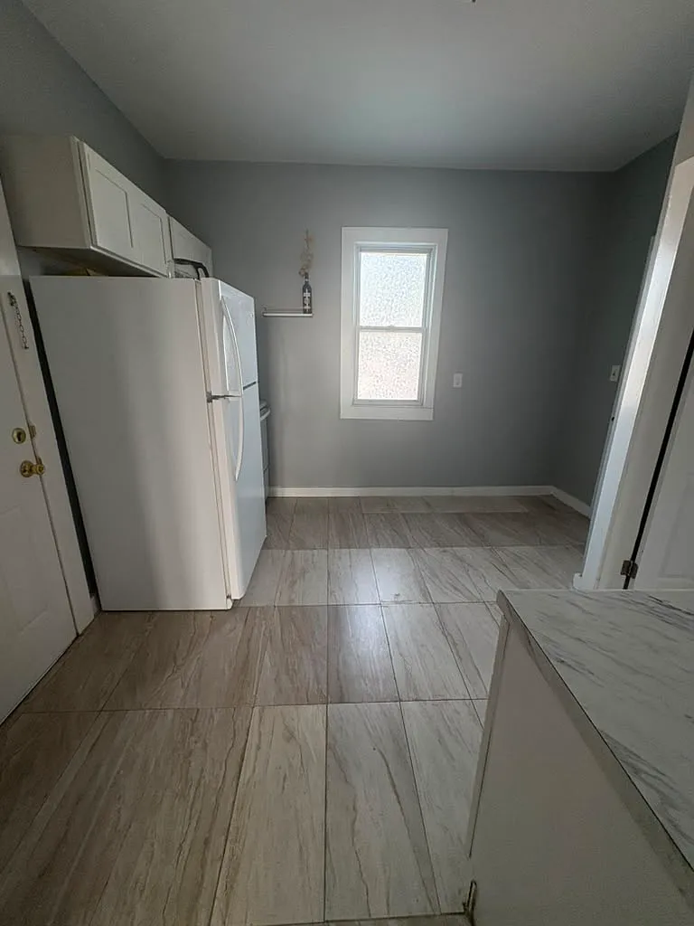 2 bed, 800 sqft, $1,800 — Photo 4
