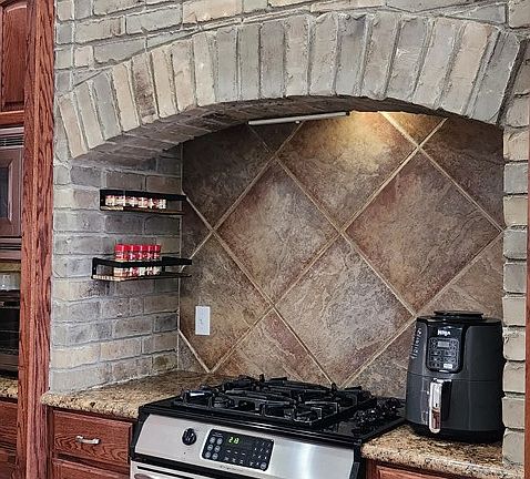 4th image of 7415 Breckenridge Ct