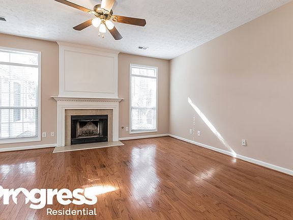 4th image of 139 Weatherstone Dr