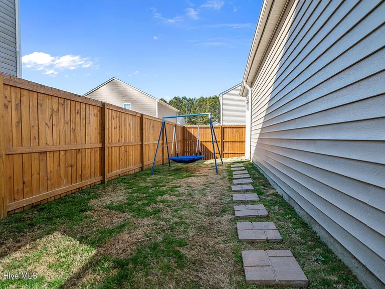 4518 Sandstone Dr — Photo 22