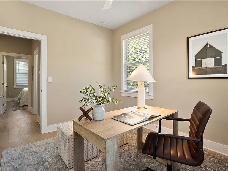 320 Gray Ave #A — Photo 18