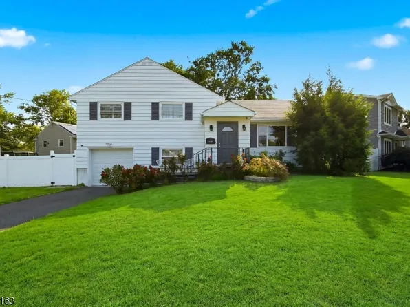 2020 N Stiles St, Linden City, NJ 07036