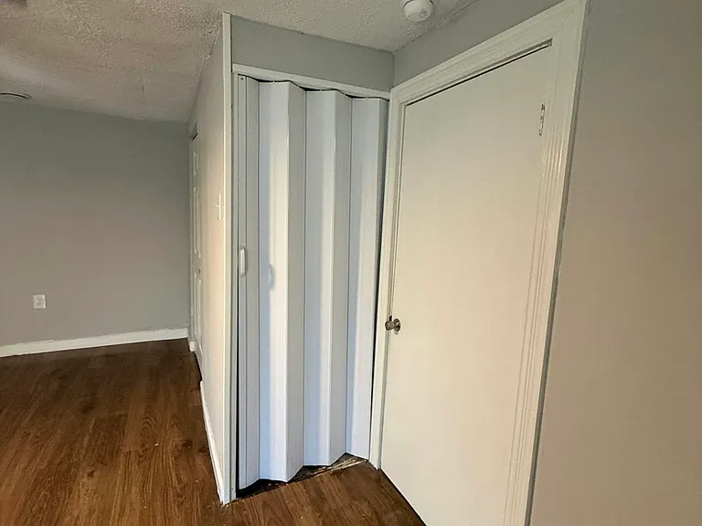 1225 Buckley Ave — Photo 18
