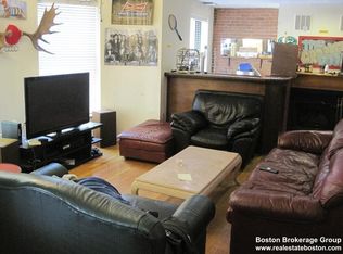 106 Gainsborough St #103W, Boston, MA 02115