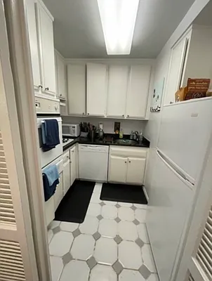 Rented by Olympia House Delaware LP | media 22