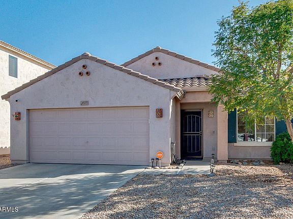 3rd image of 45277 W Sage Brush Dr