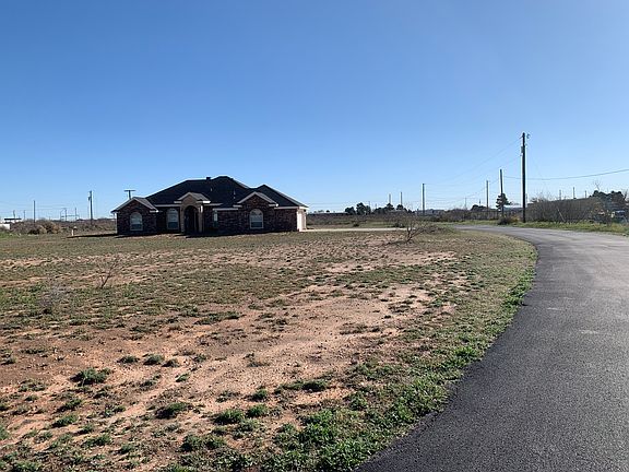 4th image of 1240 N Vista Grande Ave