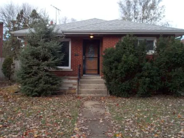 2652 Walnut St, Blue Island, IL 60406