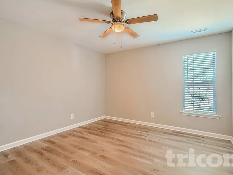 4021 Raccoon Run Ct — Photo 28