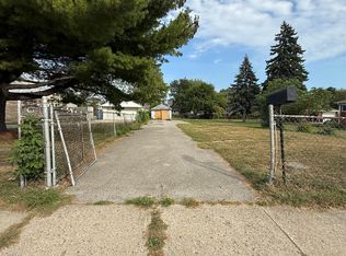 24820 Wagner Ave, Warren, MI 48089