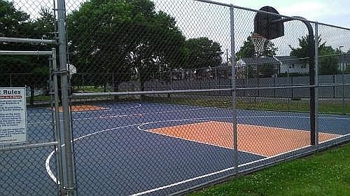 BASKETBALL COURT