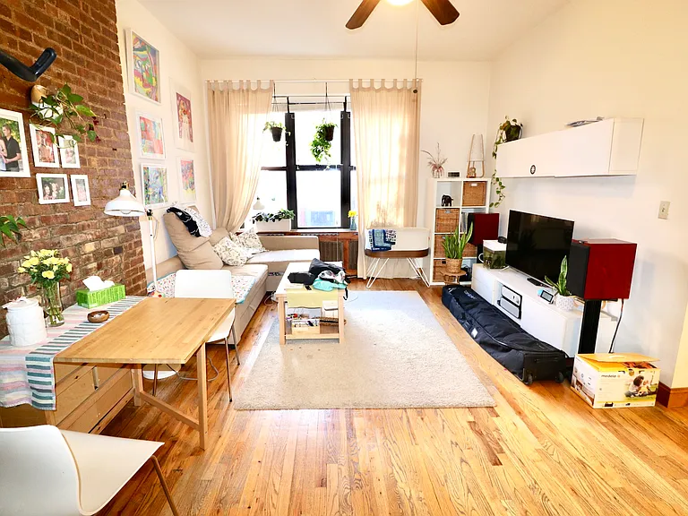 307 W 74th St #2B — Photo 2