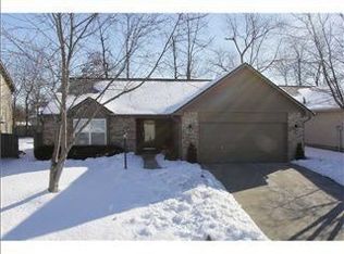 11481 Songbird Ln, Fishers, IN