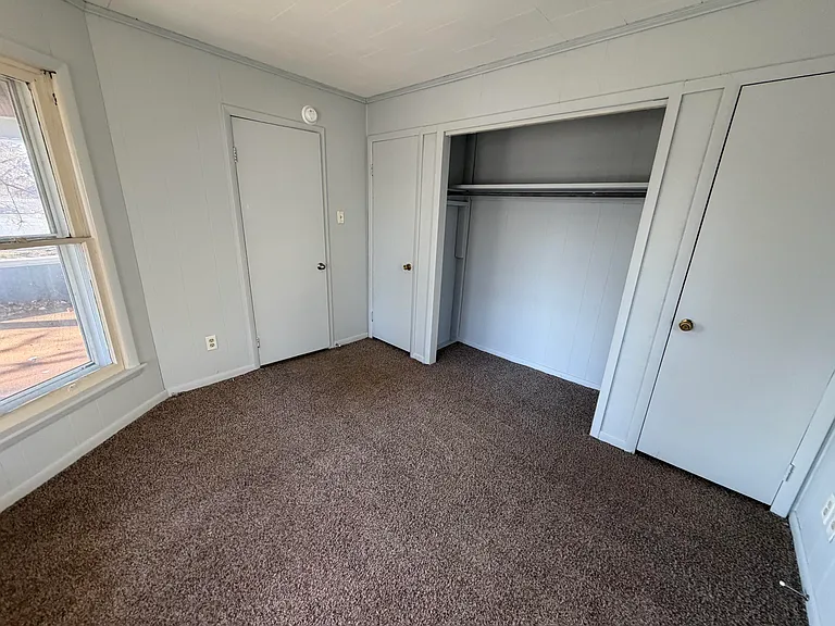 1410 Sherman St — Photo 9