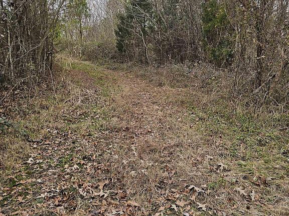 3rd image of 109 Pump House Rd