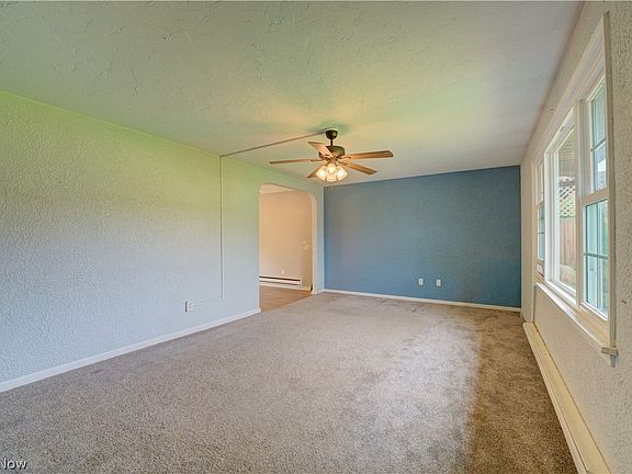 3rd image of 1719 Narragansett Blvd