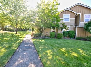 1841 McNeil Cir #B-2, Dupont, WA 98327