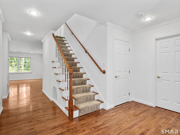 3rd image of 26 Shipston Drive #26