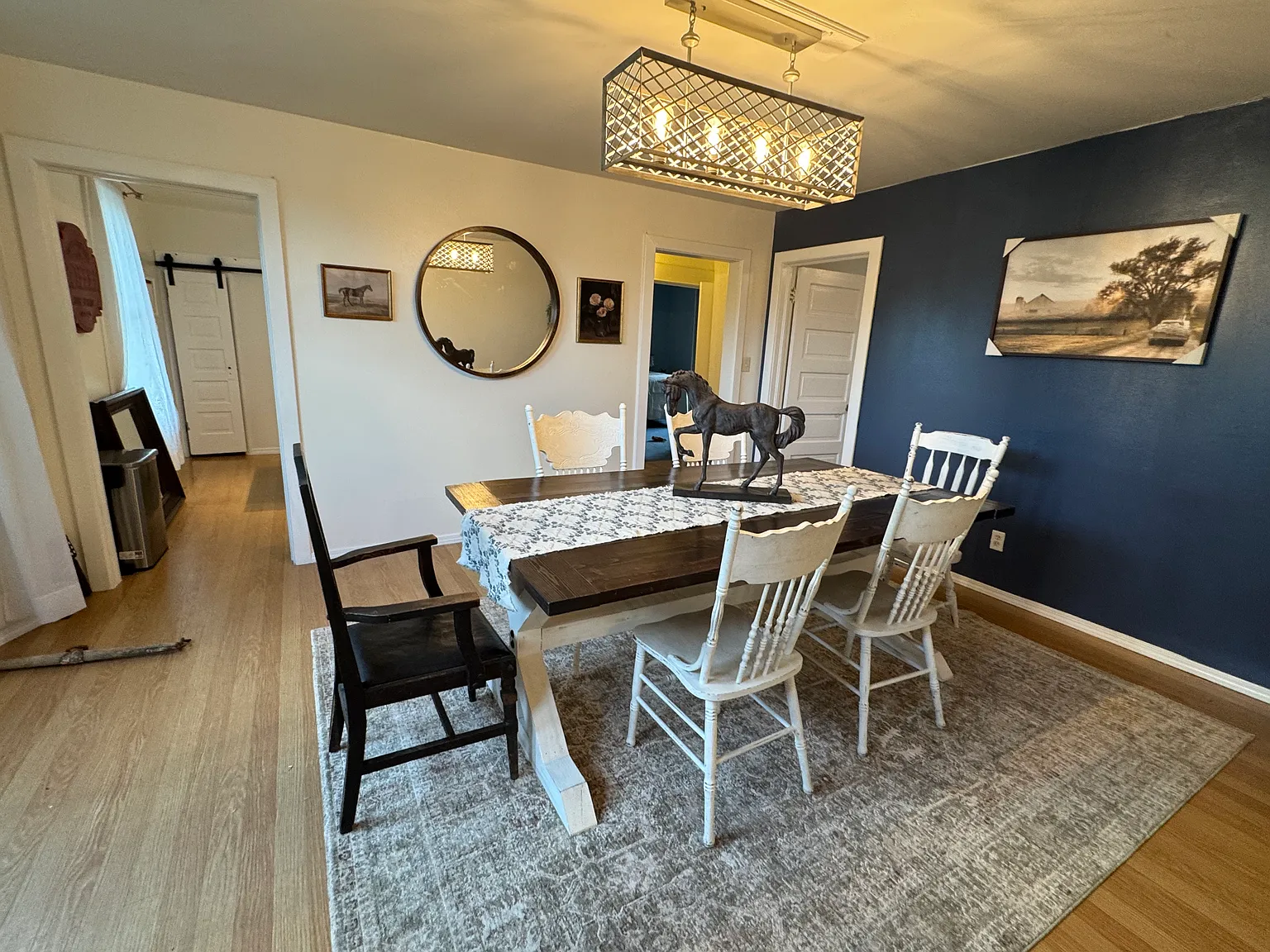 3 bed, 1985 sqft, $3,450 — Photo 3