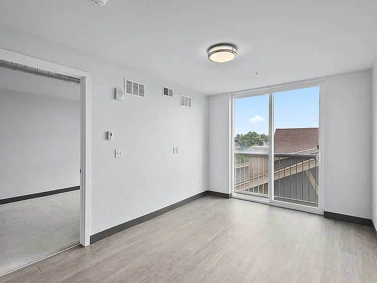 Barrel Lofts — Photo 37