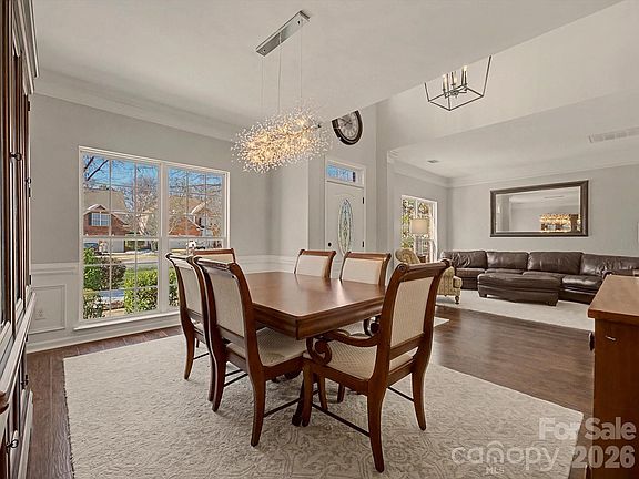 4th image of 16214 Hollingbourne Rd